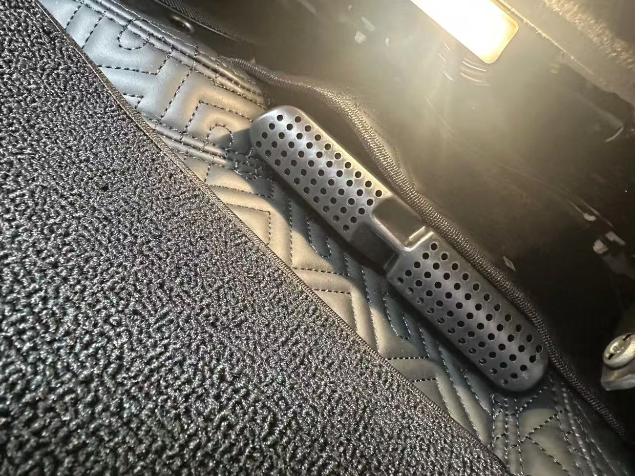 Car Seat Cover - Grade de cobertura de ventilação de